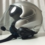 ヘルメットのインカム　　つけたときは嫌でした