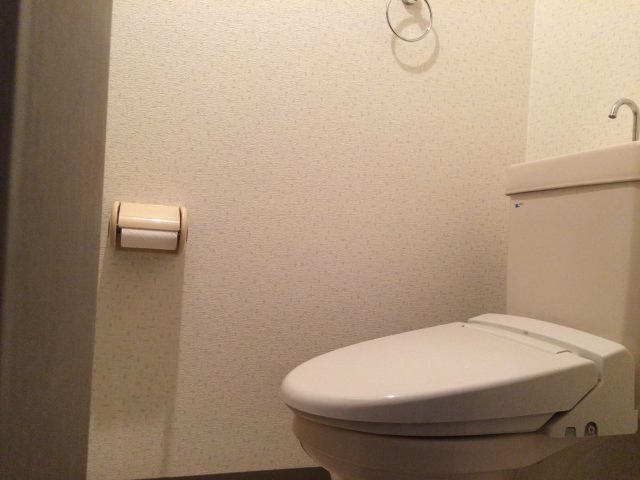 トイレの悪臭の原因はタンクではなかった！